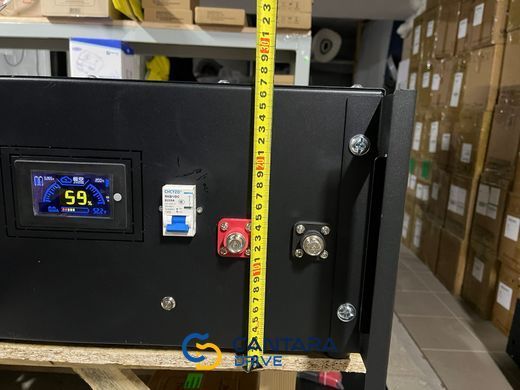 Збірка акумулятора на 16 кВт (16080 Wh) з 16 комірок LiFePO4 314Ah Grade-A, дисплей 3,2 дюйми LCD і пара прохідних клем DC 200 А, автомат живлення DC 250 А з звичайною BMS