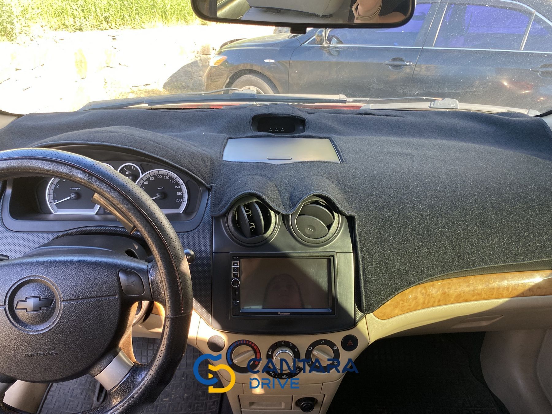 купить Накидка на панель приборов CHEVROLET Aveo t250 с бардачком посередине 2006-2011 5