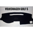 Накидка на панель Volkswagen Golf V 2003-2009 з колонкою на панелі