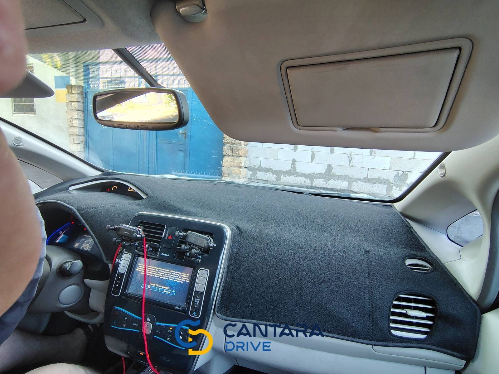 купити Накидка на панель приладів NISSAN Leaf 1 пок. 2009-2017 3