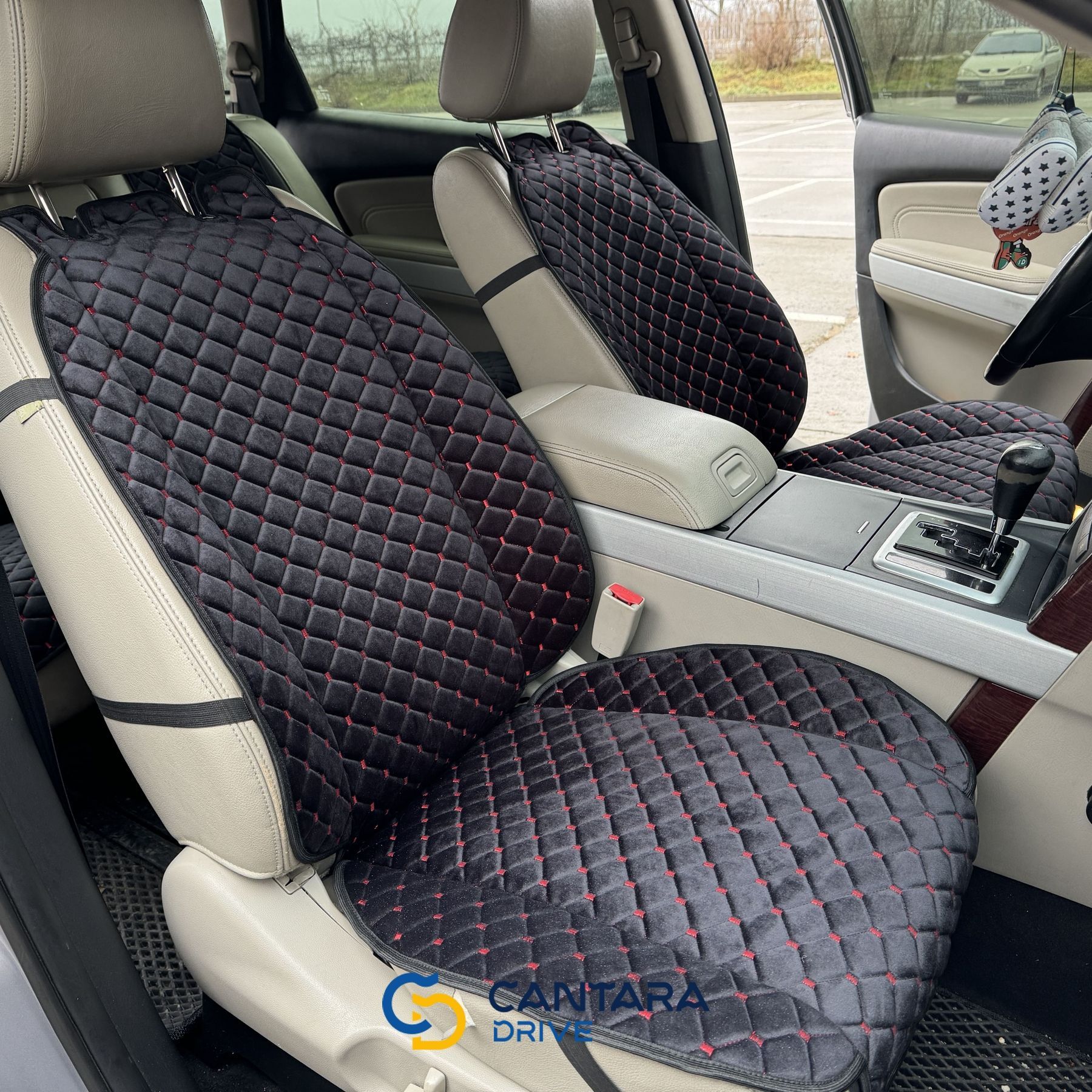 купити Накидки на сидіння в автомобіль з алькантари Lux Прошитий квадратний ромбік Чорний з червоним рядком Преміум+ Передній комплект 3