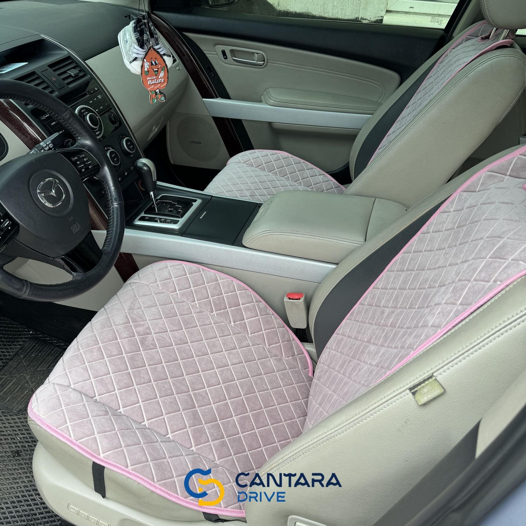 купить Накидки на сиденья в авто из алькантары Lux ПАЙКА Квадратный ромб Нежно-розовые Премиум Передний комплект 2