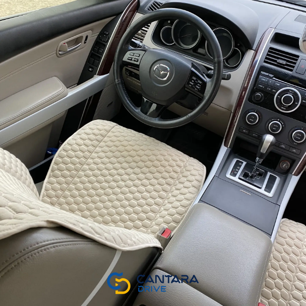 купити Накидка на сидіння з алькантари Lux (штучної замші), Світло-бежеві стільники зі світло-бежевим рядком. Преміум+. 1 передня 2