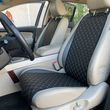 купити Накидка для авто з перфорованої екошкіри, Чорні із золотим рядком, Стандарт, 1 передня 1