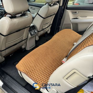 купить Накидка задняя для авто с алькантары Lux Коричневые плоские соты с белой строчкой 2