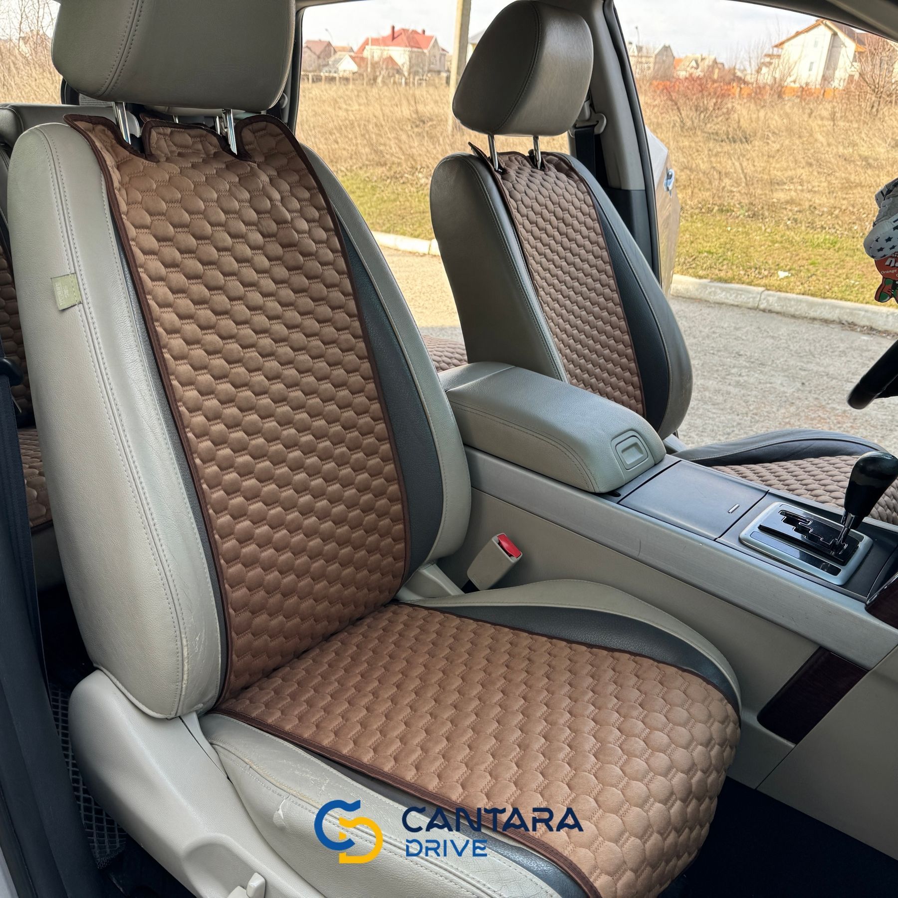 купити Накидки на сидіння з Алькантари Lux Коричневі стільники з коричневим рядком Стандарт Повний комплект 4