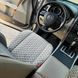 купить Накидка на сидушку автомобиля из алькантары Lux Большие светло-серые соты Премиум 1 передняя 3