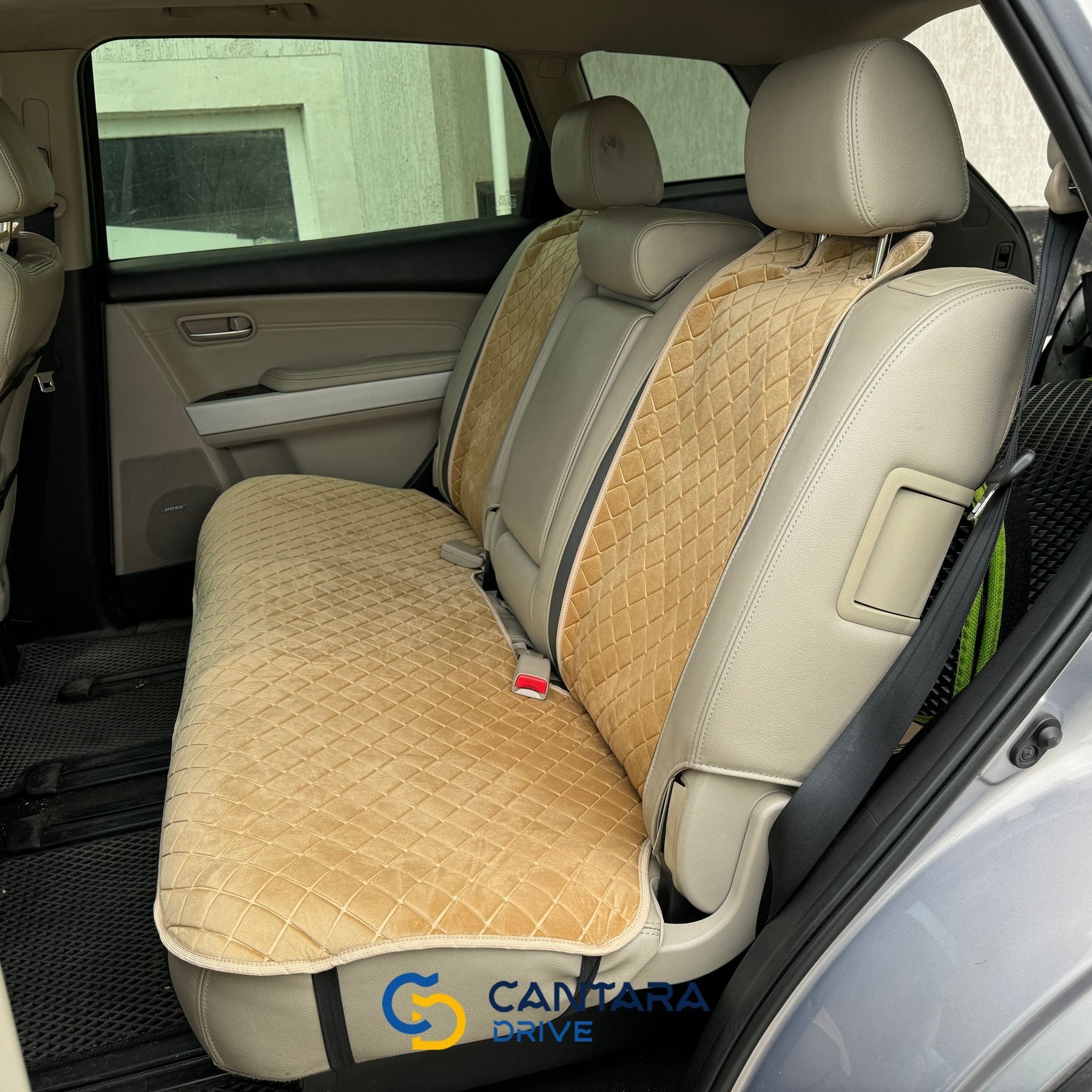 купить Накидки на сидушки авто из алькантары Lux ПАЙКА Квадратный ромб Песочные Премиум Полный комплект 4