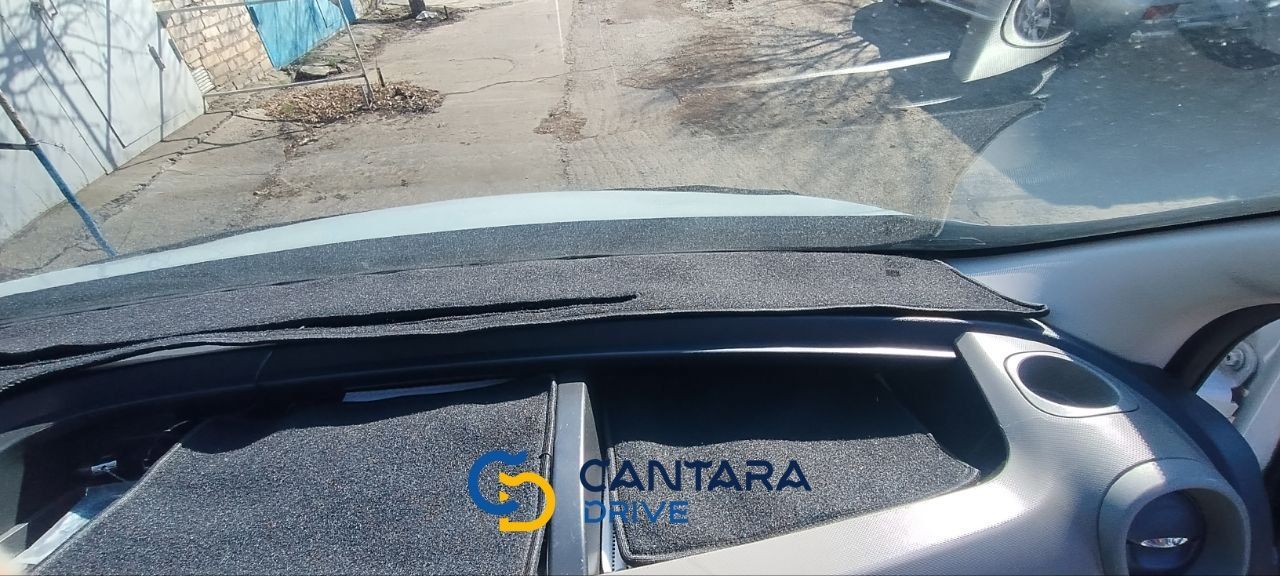 купити Накидка на панель приладів Renault Traffic 3 пок. 2014+ 3