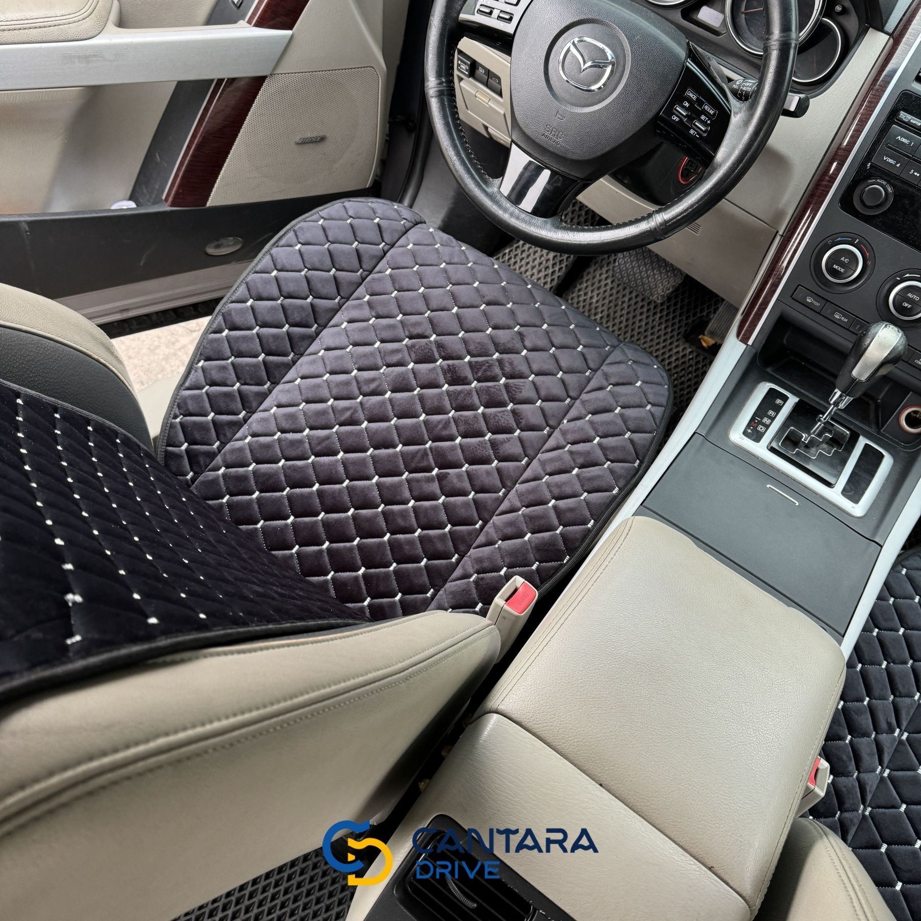 купити Накидки на крісла автомобіля з алькантари Lux Прошитий квадратний ромбік Чорний з білою ниткою Преміум Повний комплект 3